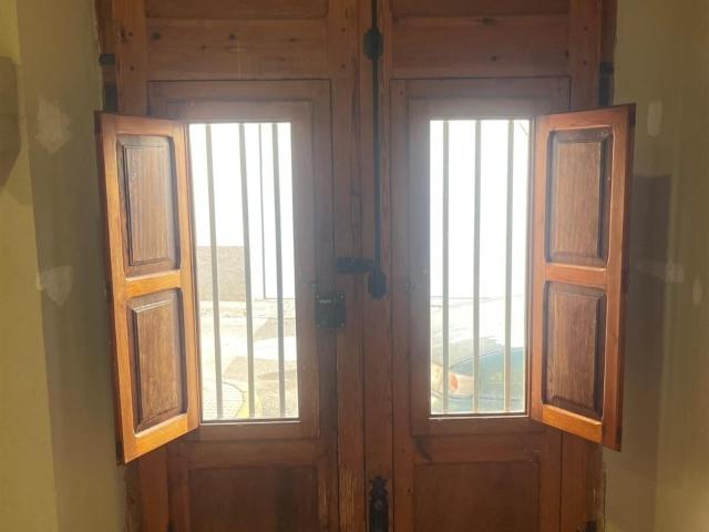 Descubre el encanto de la Vall de Laguar con esta auténtica. 167m² Fleix
