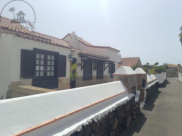 Descubre esta encantadora casa típica canaria, que combina e. 349m² Golf Del Sur