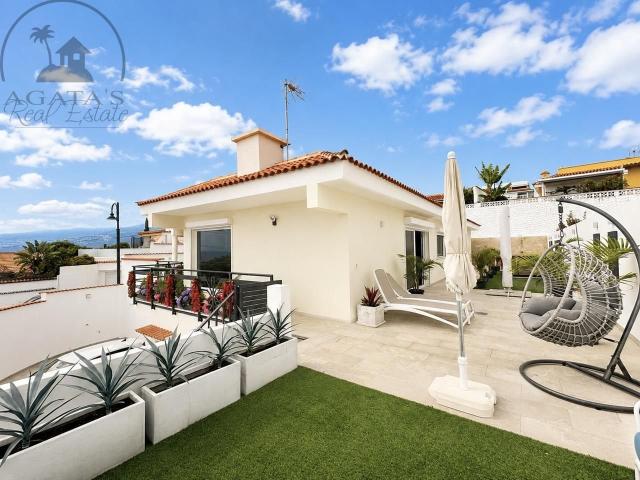 Descubre esta impresionante casa independiente de 242 metros. 242m² Los Realejos