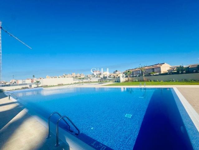 Descubre este apartamento llave en mano de 2 dormitorios y 2. 78m² Torrevieja