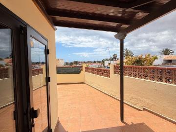 Descubre este excepcional bungalow totalmente reformado en e. 45m² Caleta de Fuste