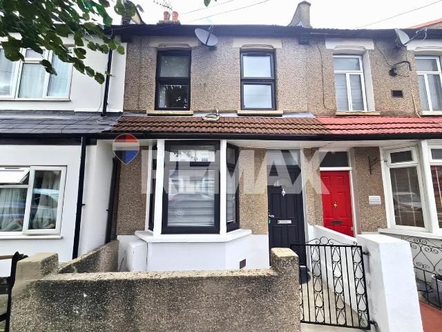 Desford Road, London E16, 3 bed terraced house to rent, £2,150 pcm | PrimeLocation