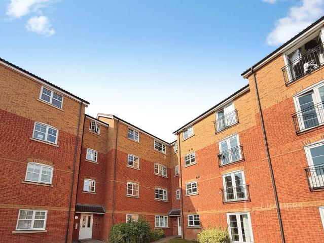 Design Close, Bromsgrove, Worcestershire B60, 2 bed flat to rent, £975 pcm | PrimeLocation