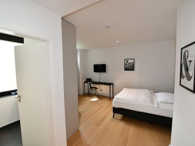 Design Apartment mit Balkon im Herzen Lindenthals – zeitwohnen.de