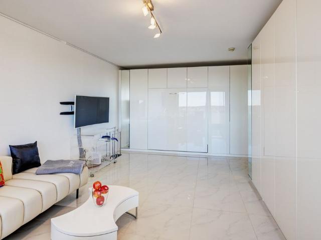 Design apartment for rent with alpine view and pool