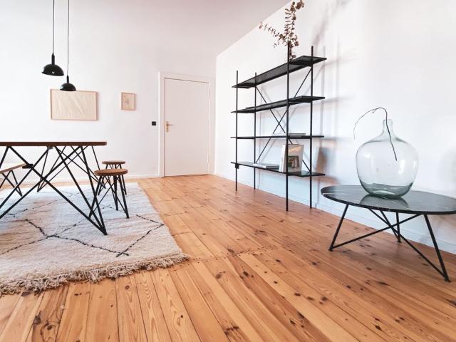 Design apartment in a fantastic location Kastanienallee, Prenzlauer Berg, Berlin Amsterdam Apartments for Rent