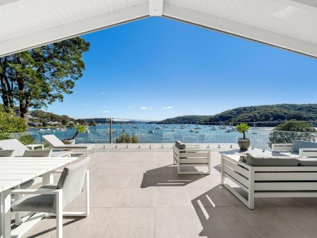 Design for living well: light, space and dimension on the waterfront