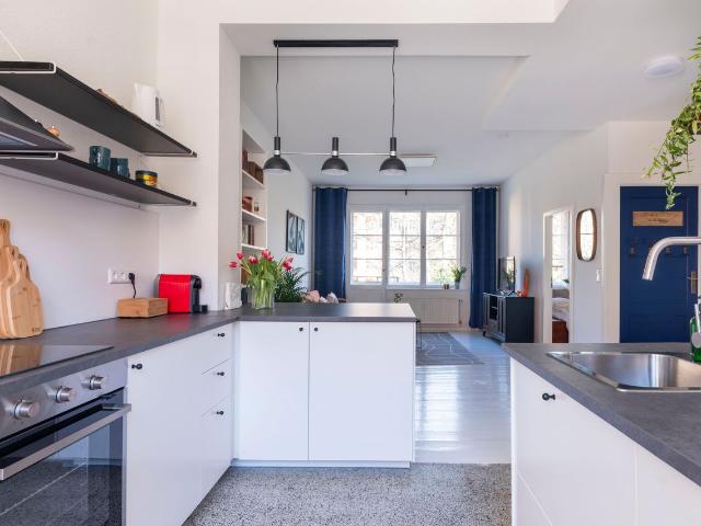 Design Home Berlin/Netflix/Free parking, Berlin Amsterdam Apartments for Rent
