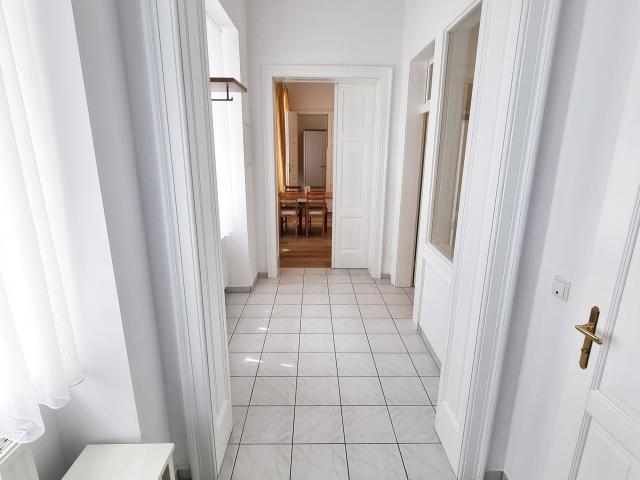 Design One Bedroom Apartment, Vienna Amsterdam Apartments for Rent