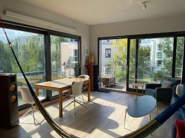Design living on Stralau, very close to the city, nature and everything you need!