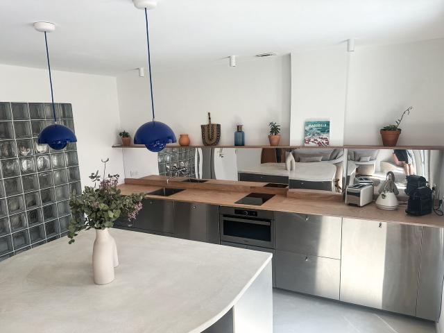 Design & sunny loft in excellent location, Marseille Amsterdam Apartments for Rent