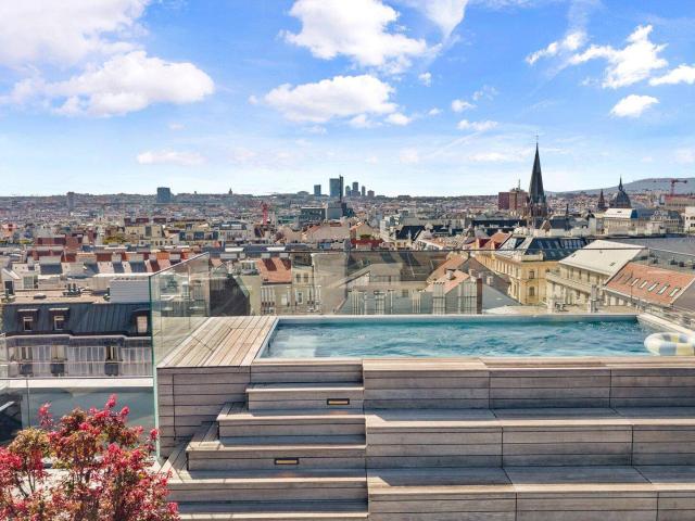 Design Penthouse mit privatem Pool Wohnen über den Dächern Wiens