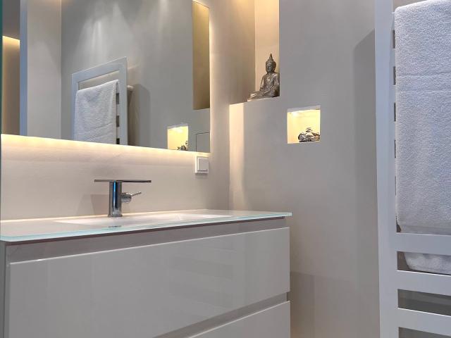 Design Penthouse at the English Garden | Roofterrace & Smart Home, Munchen Amsterdam Apartments for Rent
