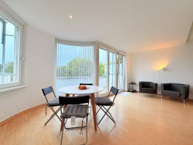DESIGN WOHNUNG mit Terrasse und Architektendetails* Ruhige Grünlage in Pötzleinsdorf