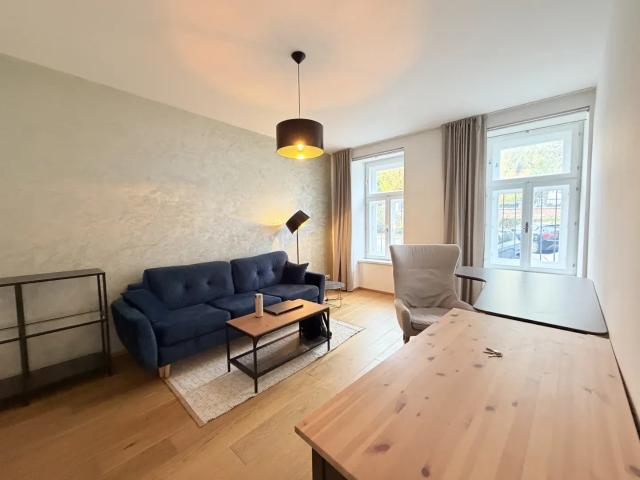 Design trifft Altbaucharme – Stilvolle, voll möblierte 2 Zimmer Wohnung in Döbling