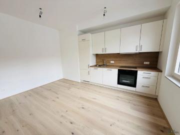 Design trifft Lage Stilvolle 2 Zimmer im Zentrum Erstbezug