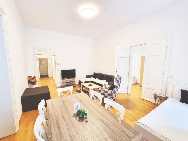 Design Two Bedroom Apt. GAL Apartments Vienna