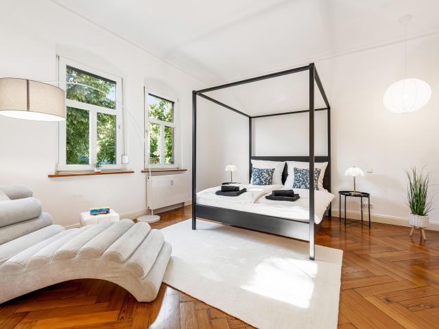 Design, Urban Luxury & Terrasse am Salonwald