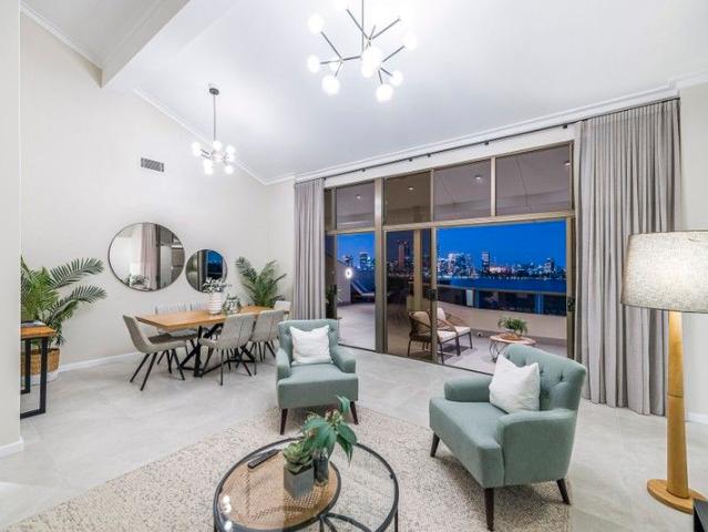 Penthouse on Swan