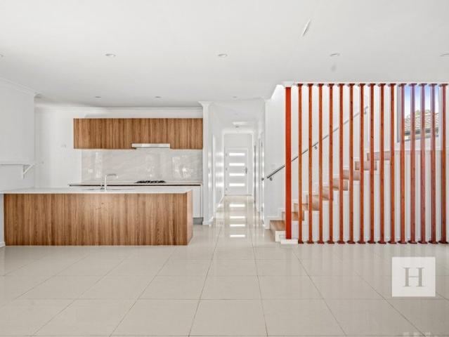Designed for Comfort, Entertaining and Everyday Living in Kooindah Waters