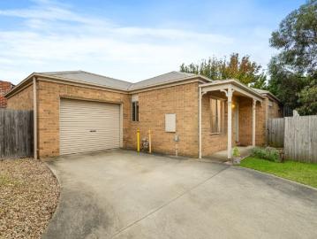 Designed for easy living, located for lifestyle!