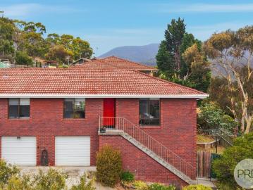 Apartment for sale in Glenorchy, Hobart - Parking