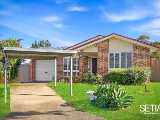 Designed for Family Living With Ducted Air Con