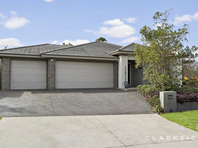 DESIGNED FOR FAMILY LIVING AND OUTDOOR ENTERTAINING!