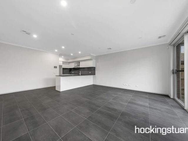 DESIGNER TOWNHOUSE
