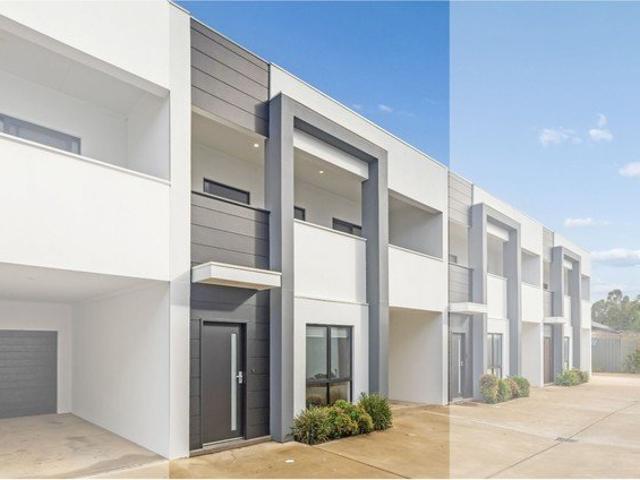 Designer townhouse in a superb location