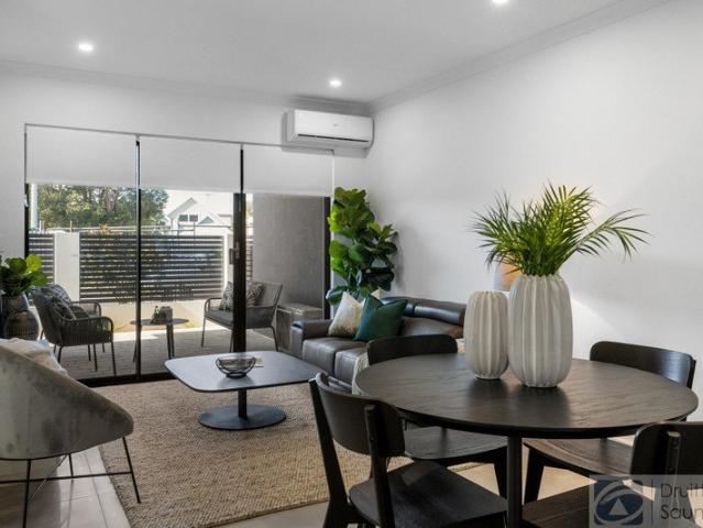 Designer apartment in excellent location!
