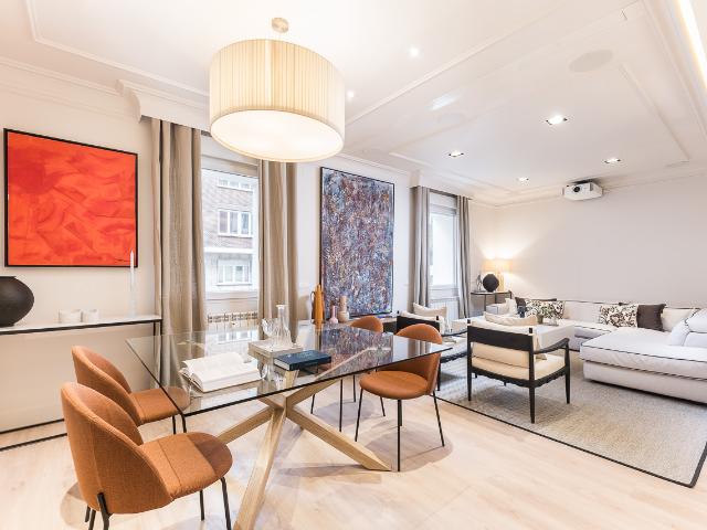 Designer apartment on Ferraz Street