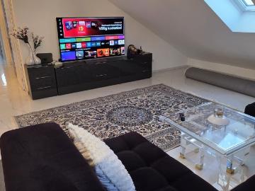 Designer Apartment with Spa Bath & Floor Heating