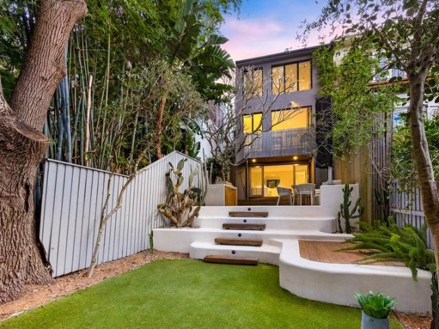 Designer Bondi Beach Haven With North Facing Garden Sanctuary