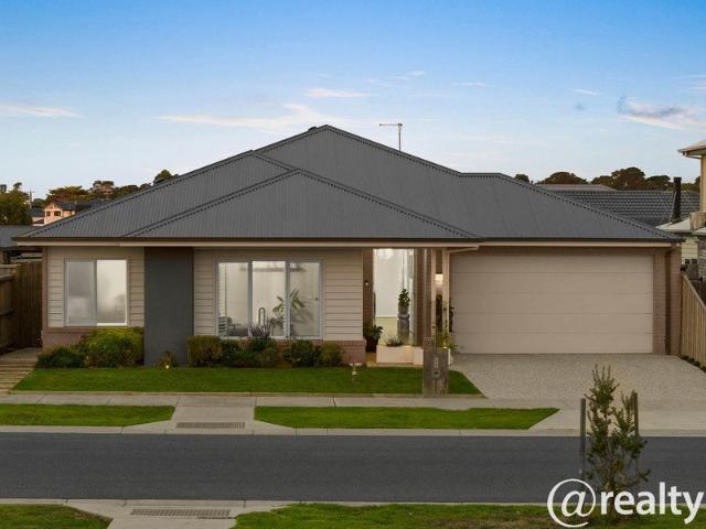Designer Coastal Living Opposite Parklands Move In Ready Luxury
