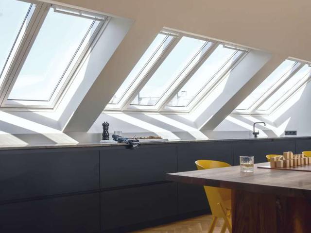 Designer Dublex Penthouse im Nordend, lichtdurchflutet, Dachloggia mit Skylineblick