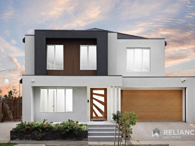 Designer East Facing Luxury with 5 Ensuites, Grand Scale & Premium Family Prestige In Heart Of Tarneit !