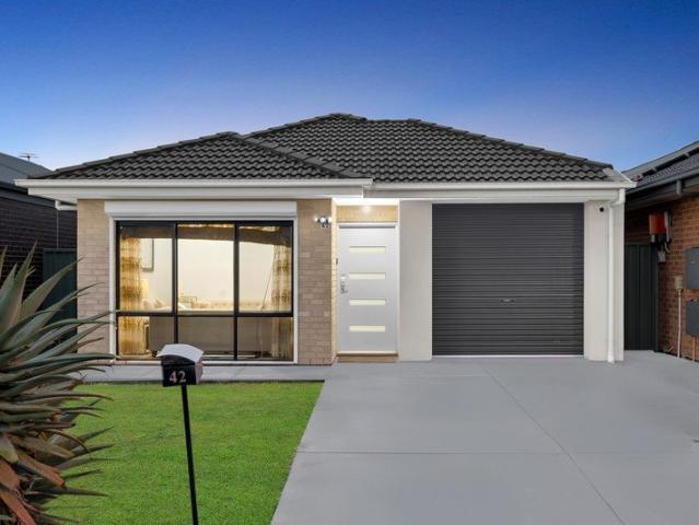 Designer Easy Living Comfort in Parafield Gardens