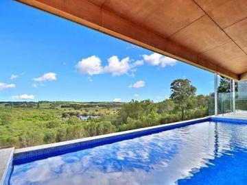 DESIGNER EXECUTIVE ACREAGE HOME WITH HINTERLAND VIEWS