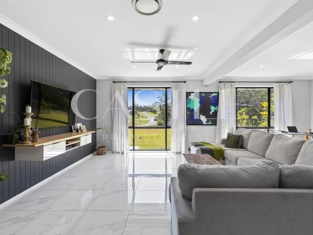 Designer Family Sanctuary on 5600m² — Pool, Outdoor Kitchen & Detached Studio Retreat!