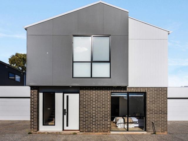 Designer Finish, Flexible Living & City Fringe Connection