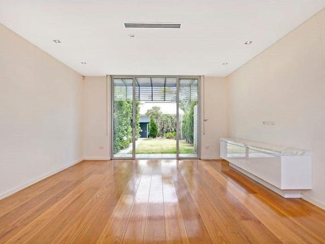 Designer home in heart of Leichhardt!