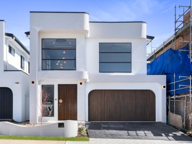 DESIGNER LIVING, BEAUTIFULLY CONSIDERED