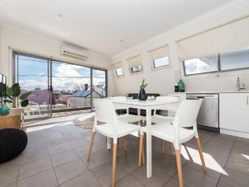 Designer Living in the Heart of Yarraville