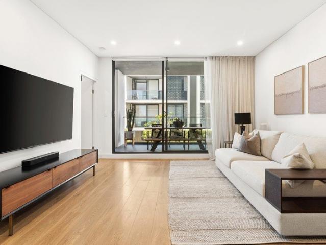 Designer living in the prestigious Kindred development