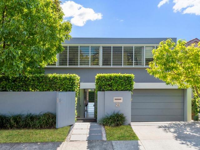 Designer Living with a Family Focus Northern Sun, Middle Harbour Views & Pool