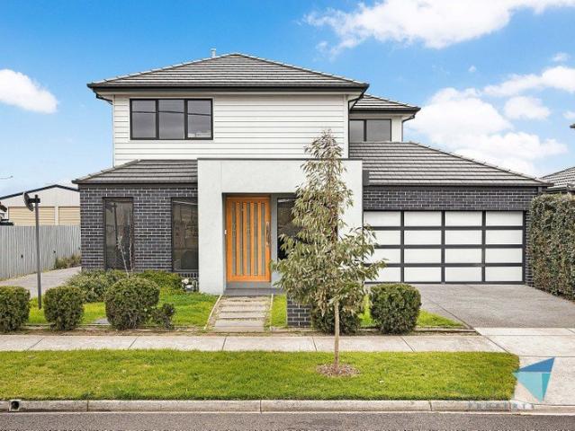 Designer Living with Space, Style & Everyday Convenience