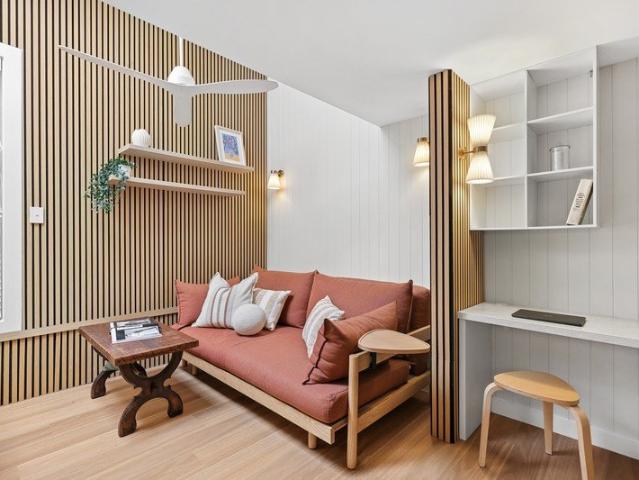 Designer loft retreat in 'Star Hotel', metres to the park and ferry
