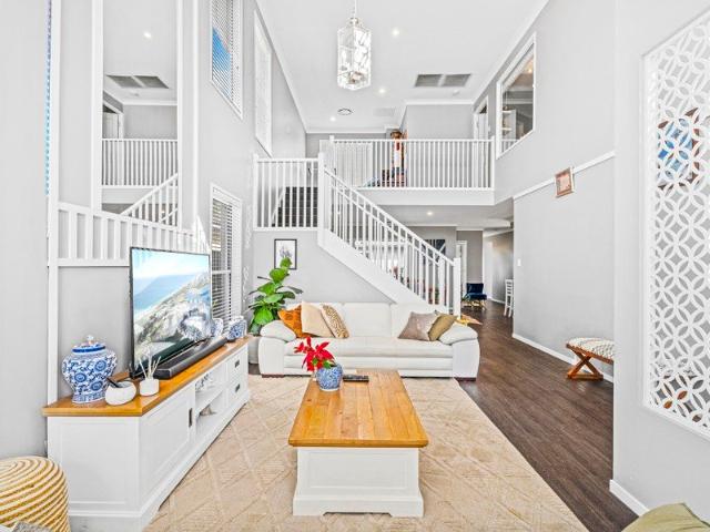 Designer Luxury in Azure Way 4 Bed Family Haven