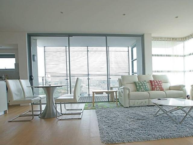 Designer North East Corner Apartment with Study, Tandem Parking & Panoramic Views